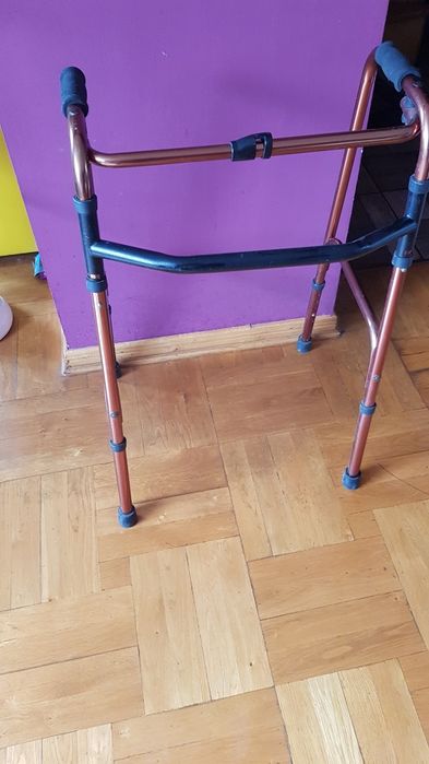 Balkonik rehabilitacyjny,mega lekki i mega stabilny chodzik  do 127kg.
