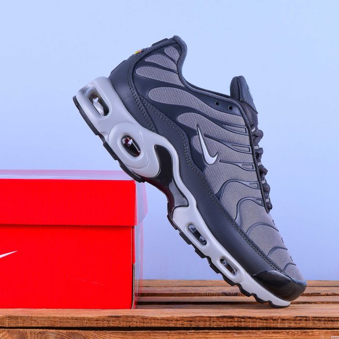 (2079) Термо Зимові Кросівки Nike Air Max TN сірі (41-45) найк найки
