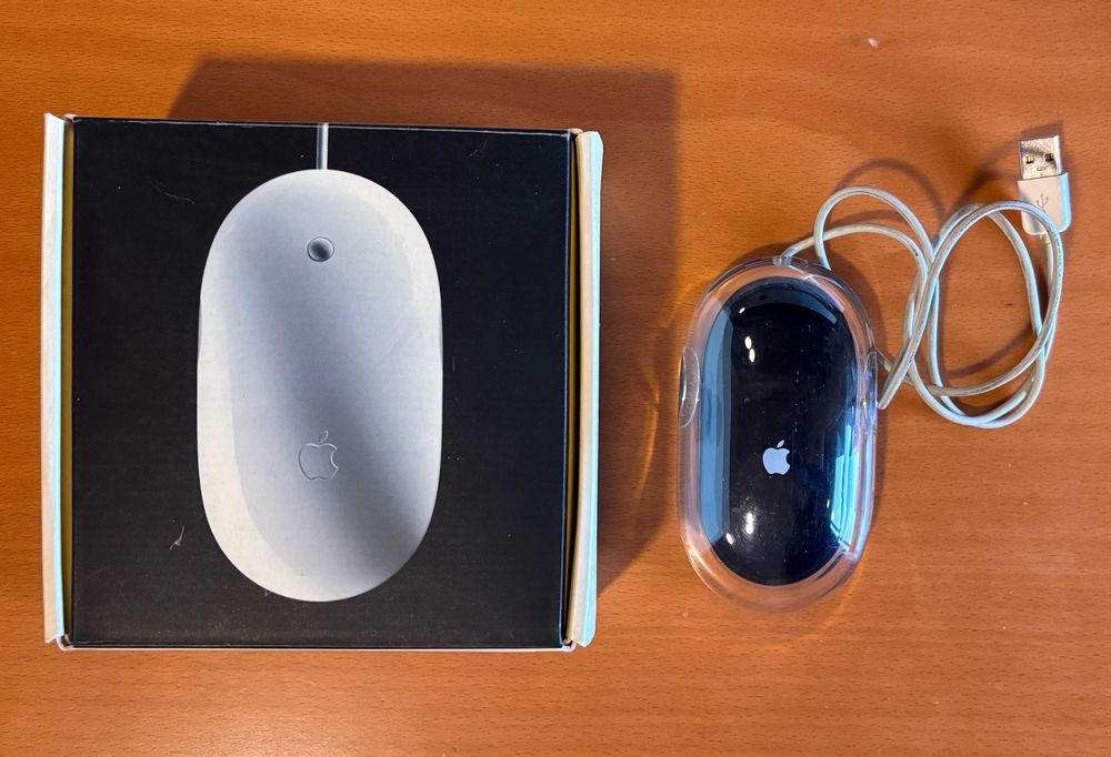 Mouse da Apple - Mighty Mouse - €20 com portes incluídos.