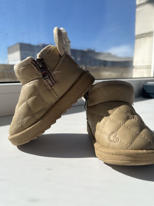 Дитяче зимове  взуття