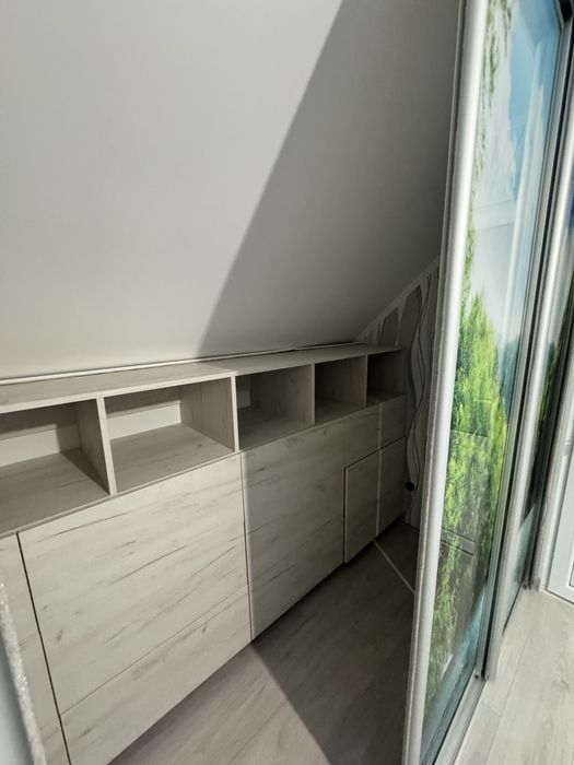 Будинок з новим ремонтом і технікою, великою ділянкою в м.Кременець Те