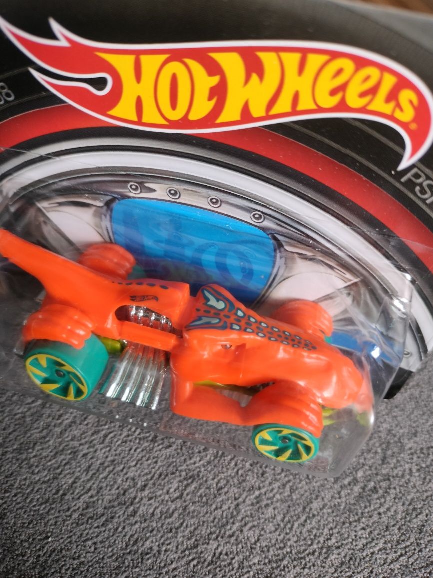Hot wheels t-rextroyer
