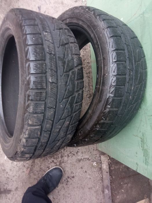 Продам скаты Premiori 215/50/17Goodyear225/55/17пара,