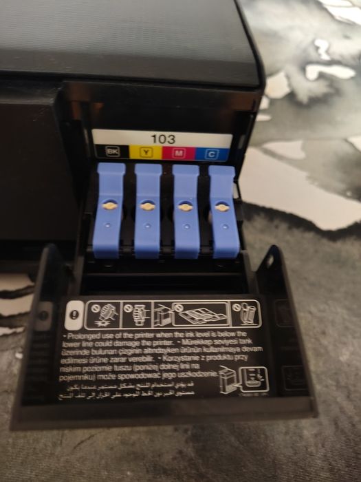 Drukarka  że skanerem Epson uszkodzona