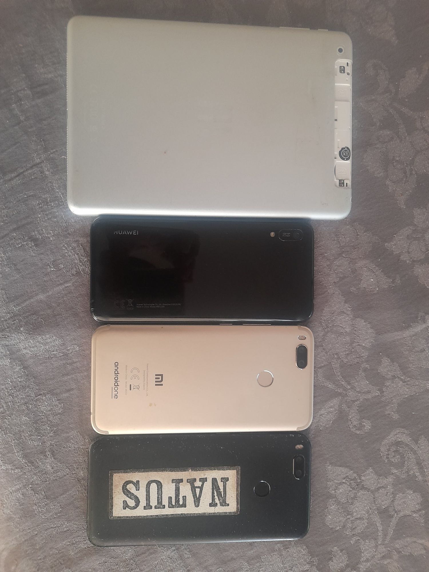 Telemóveis e Tablet