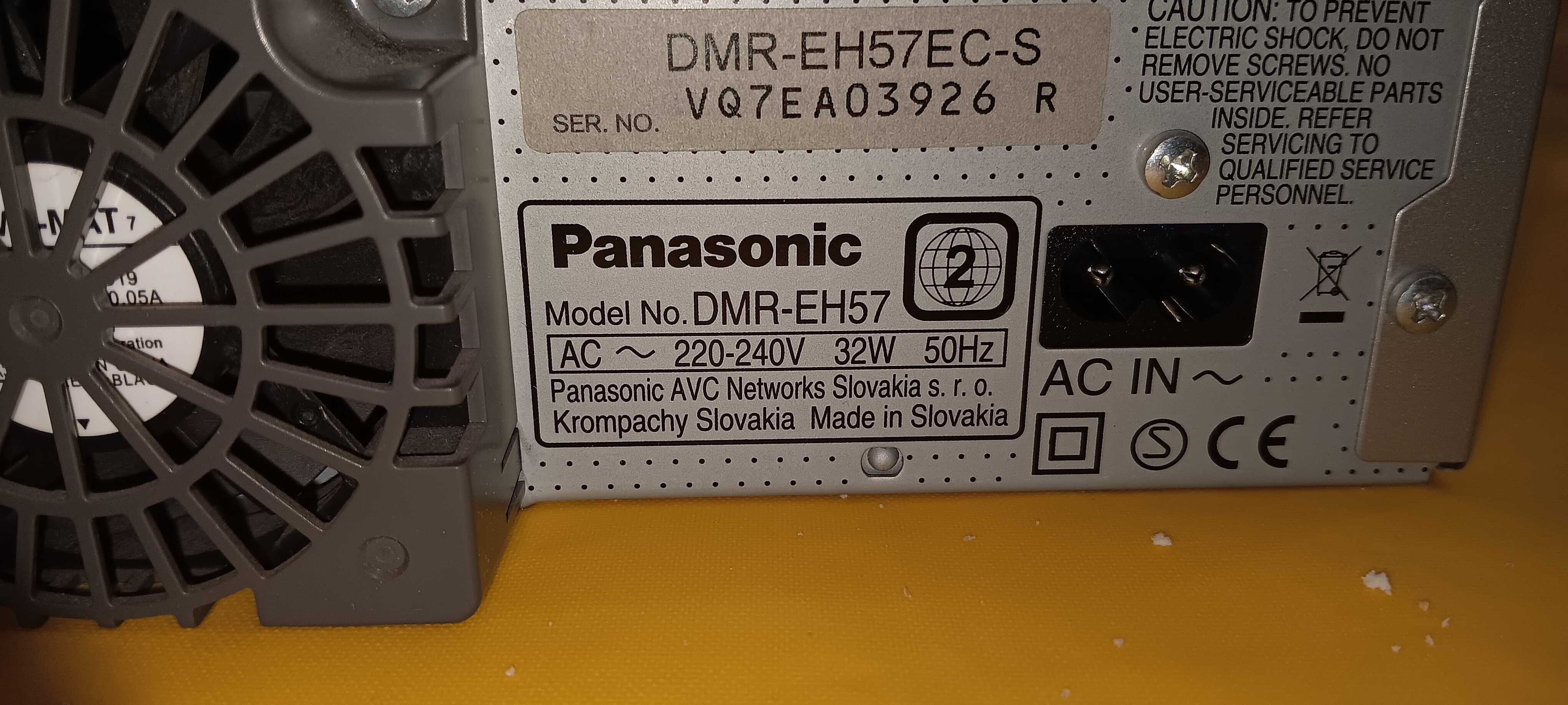 Gravador DVD Panasonic DMR-EH57 + Comando