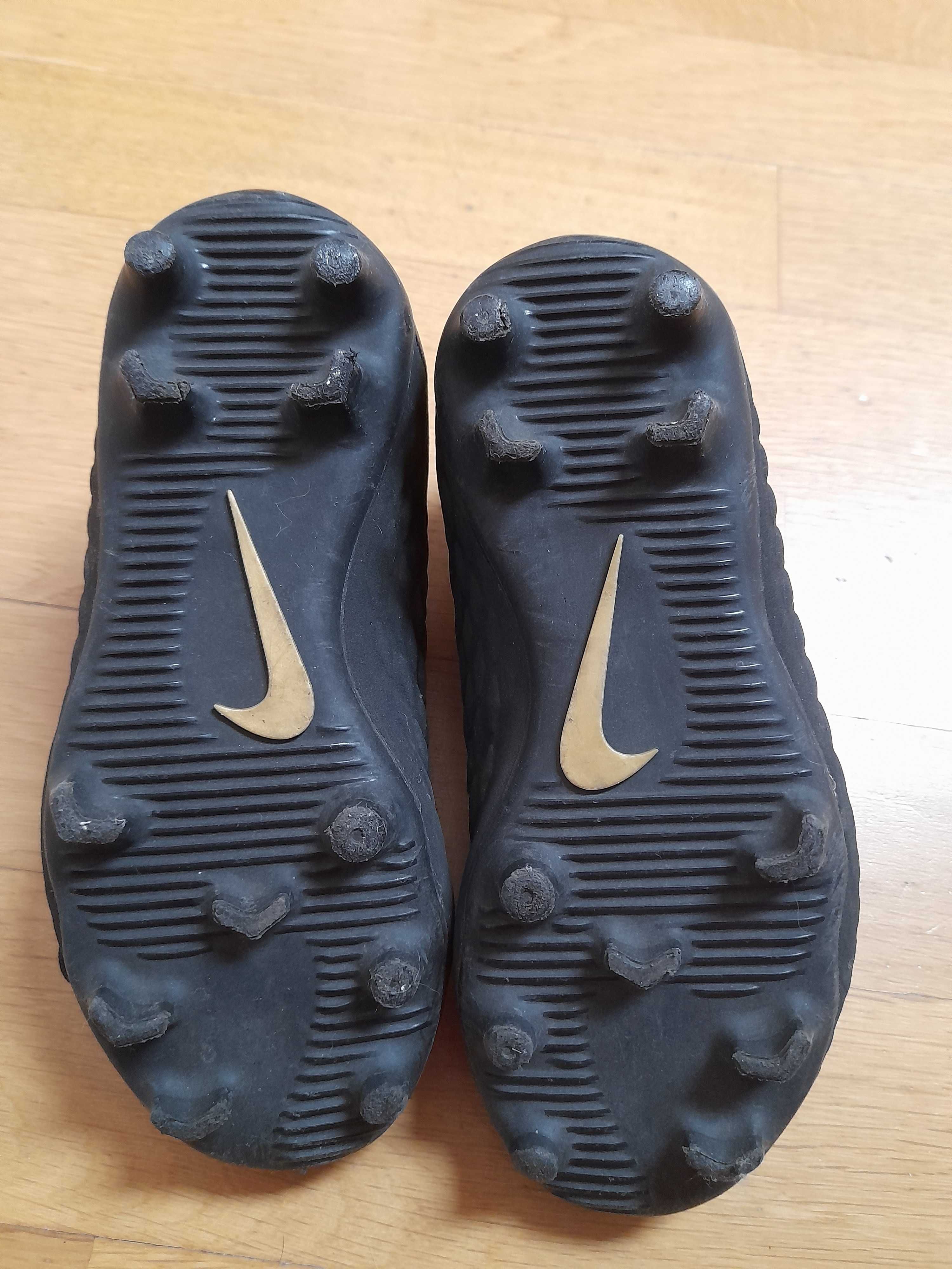 Buty korki piłkarskie Nike rozmiar 27,5 cm
