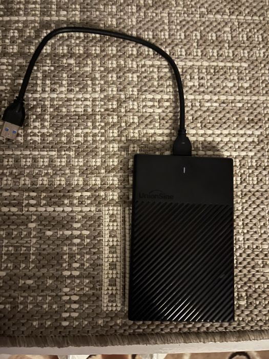 Зовнішній жорсткий диск 700GB