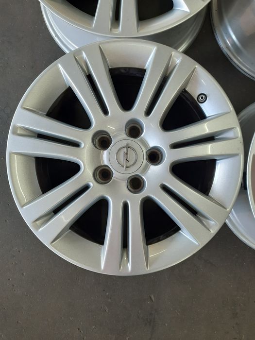 (0162) Felgi 16" 5x110 ET 39 6,5j - Opel