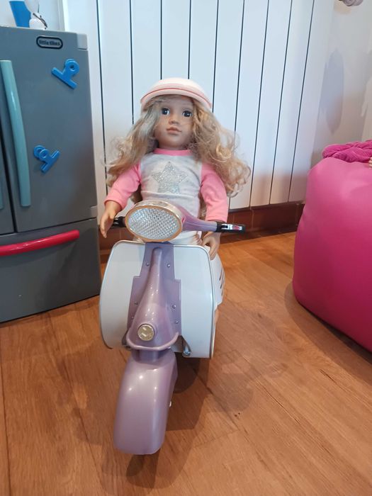 Scooter de bonecas