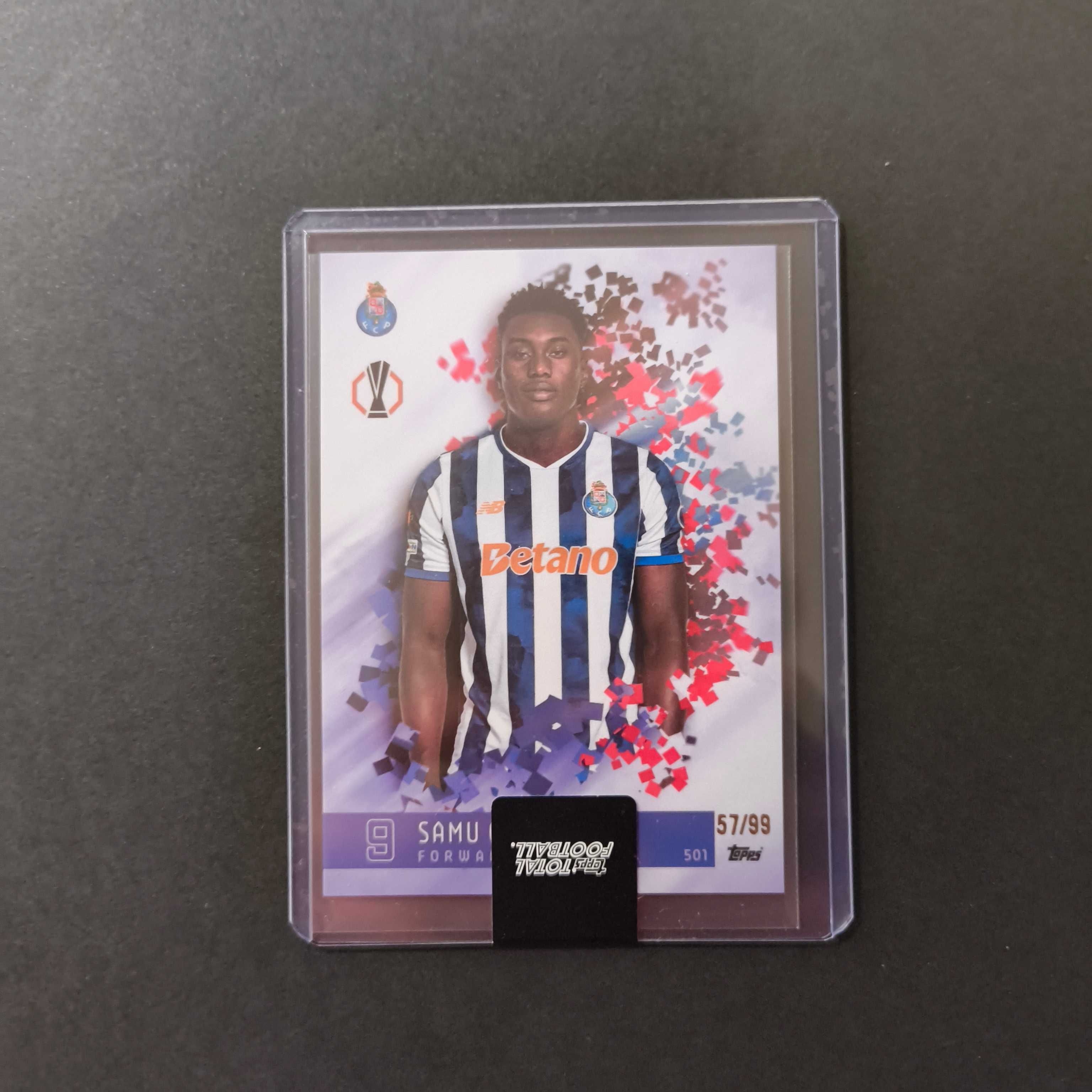 Carta Samu Omorodion /99 Topps Total Football