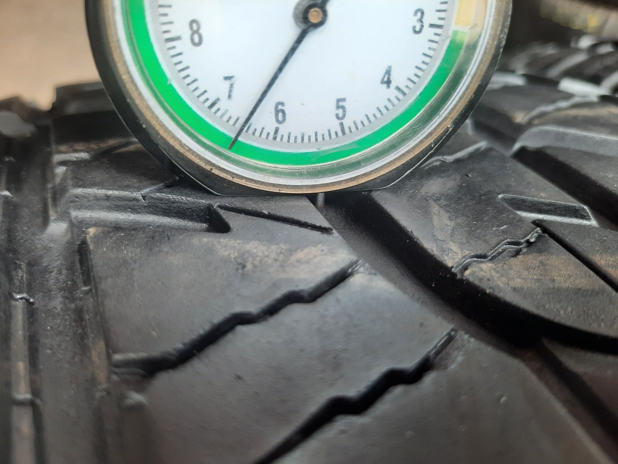 Літні шини 265/65 R17 Avon AX7 2шт.