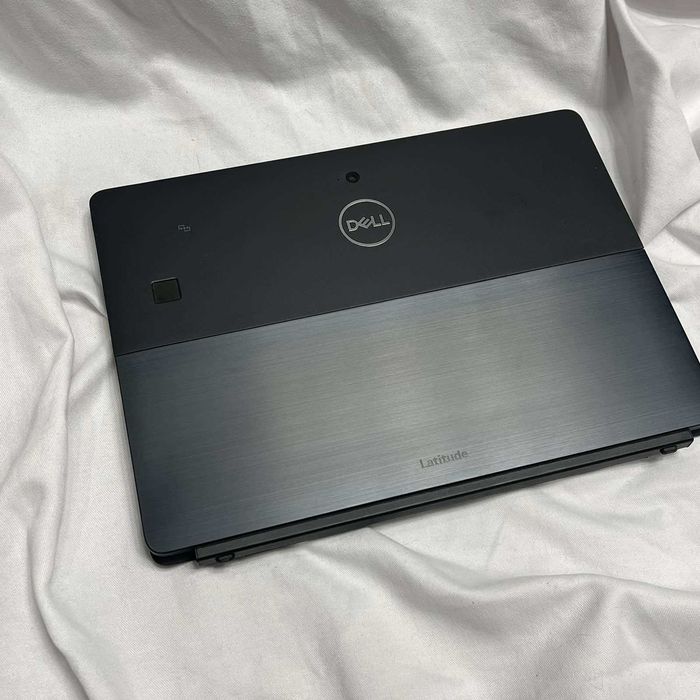 Планшет, ноутбук Dell Latitude 5290 12.3" FHD i7-8650U/16/512/чохол