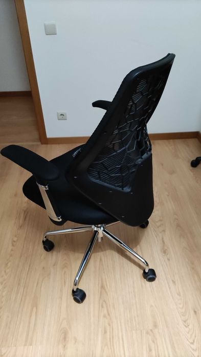 Cadeira de escritório de rede