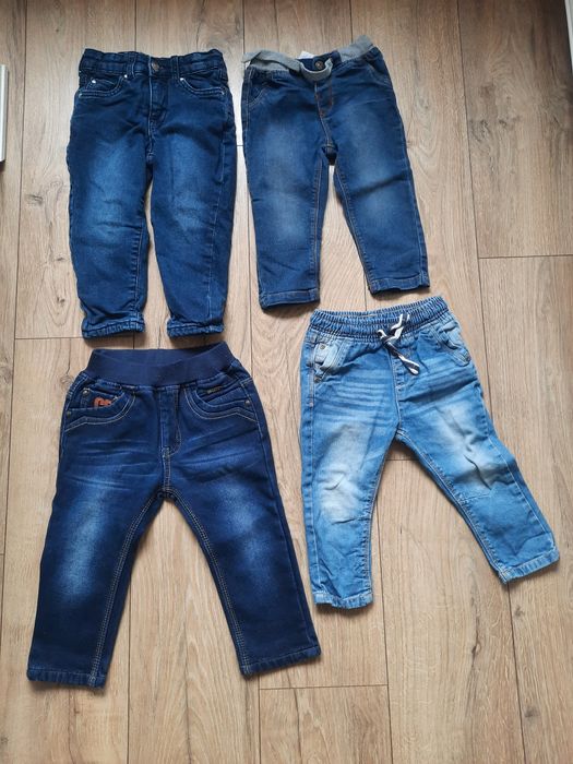 Spodnie chłopięce 4 sztuki 86-92 zestaw, paka