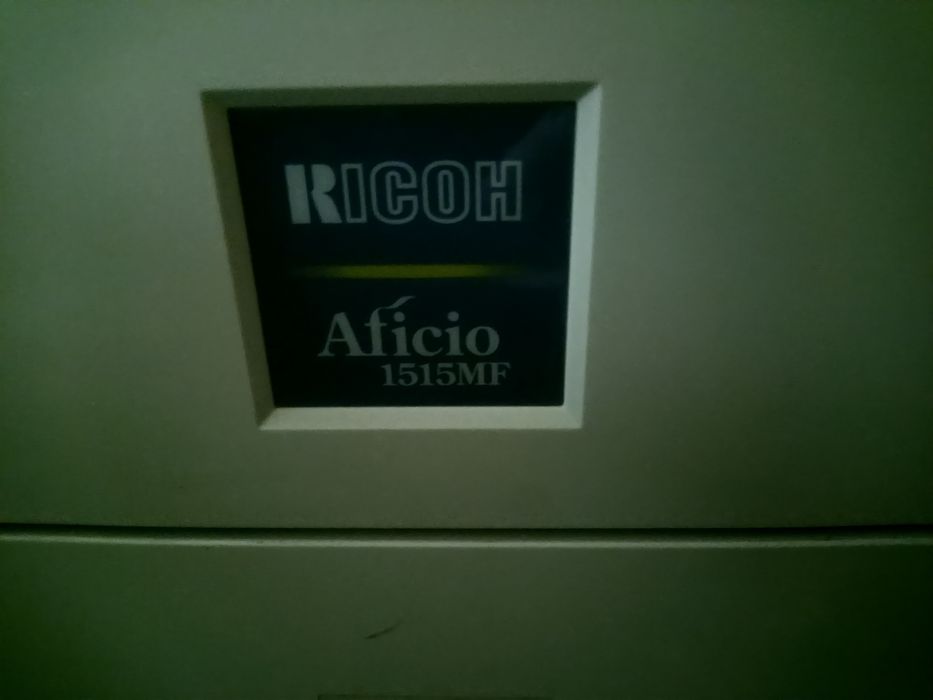 Fotocopiadora e impressora de rede Ricoh