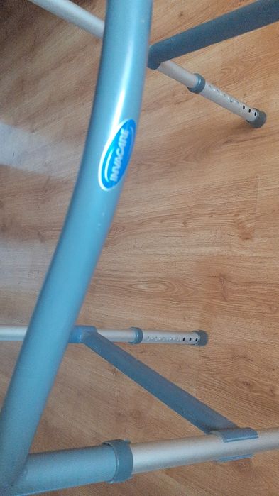 Andarilho e tripé in vacare