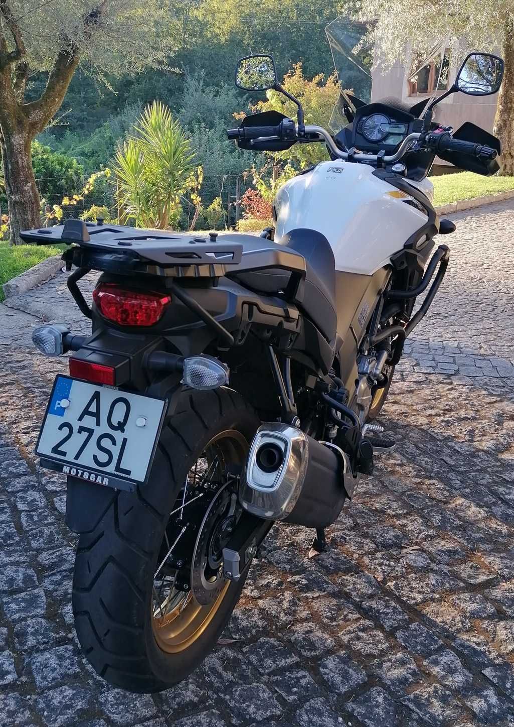 Suzuki V-Strom 650 XT 4600 km