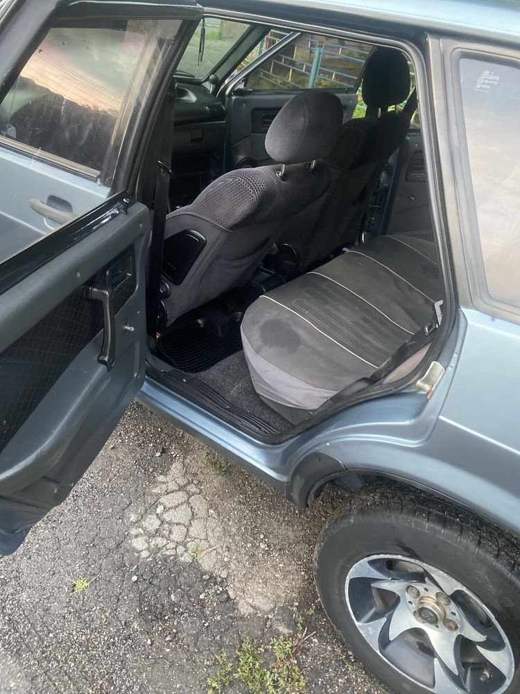 Продам авто ваз 21099