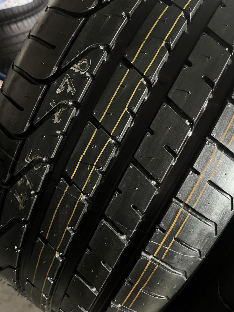 255/40/19 R19 Pirelli PZero TM 4шт нові