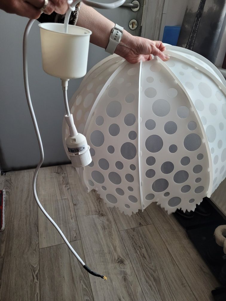 Lampa sufitowa składana