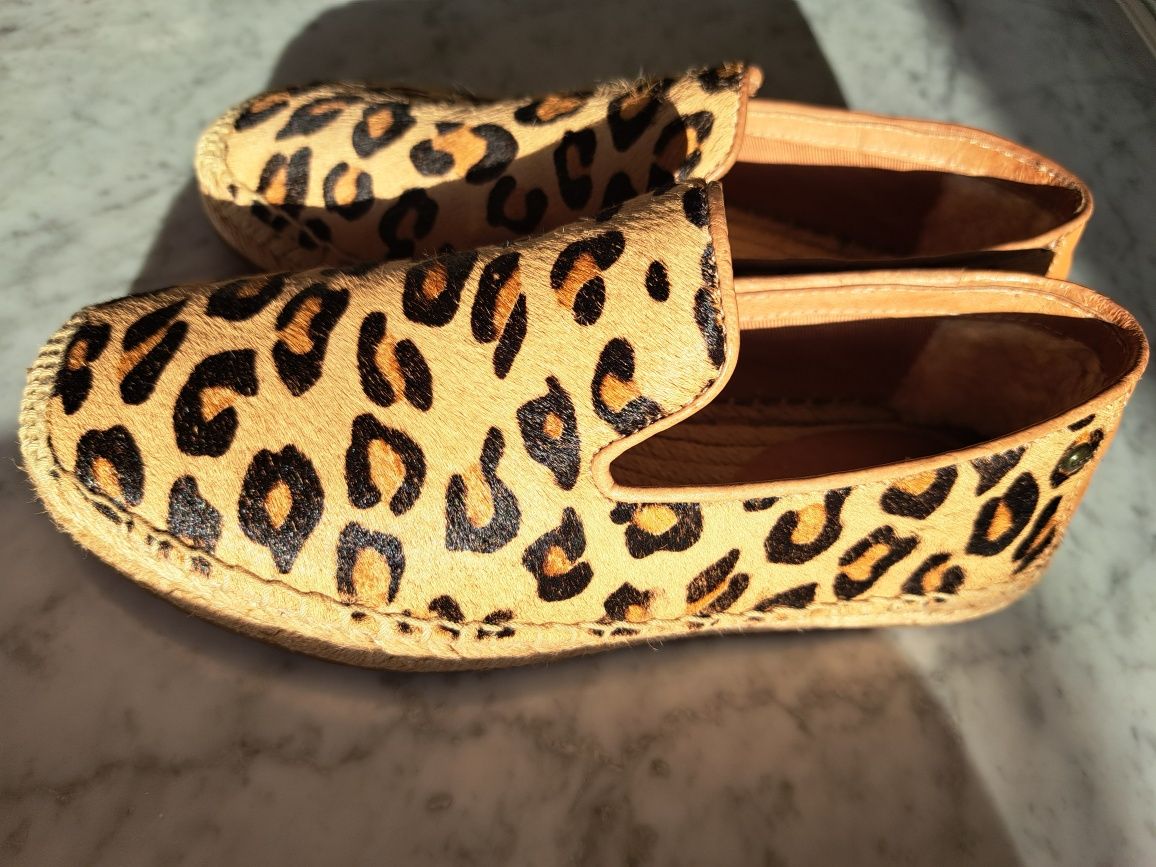 UGG piękne espadryle skórzane leopard z włosiem