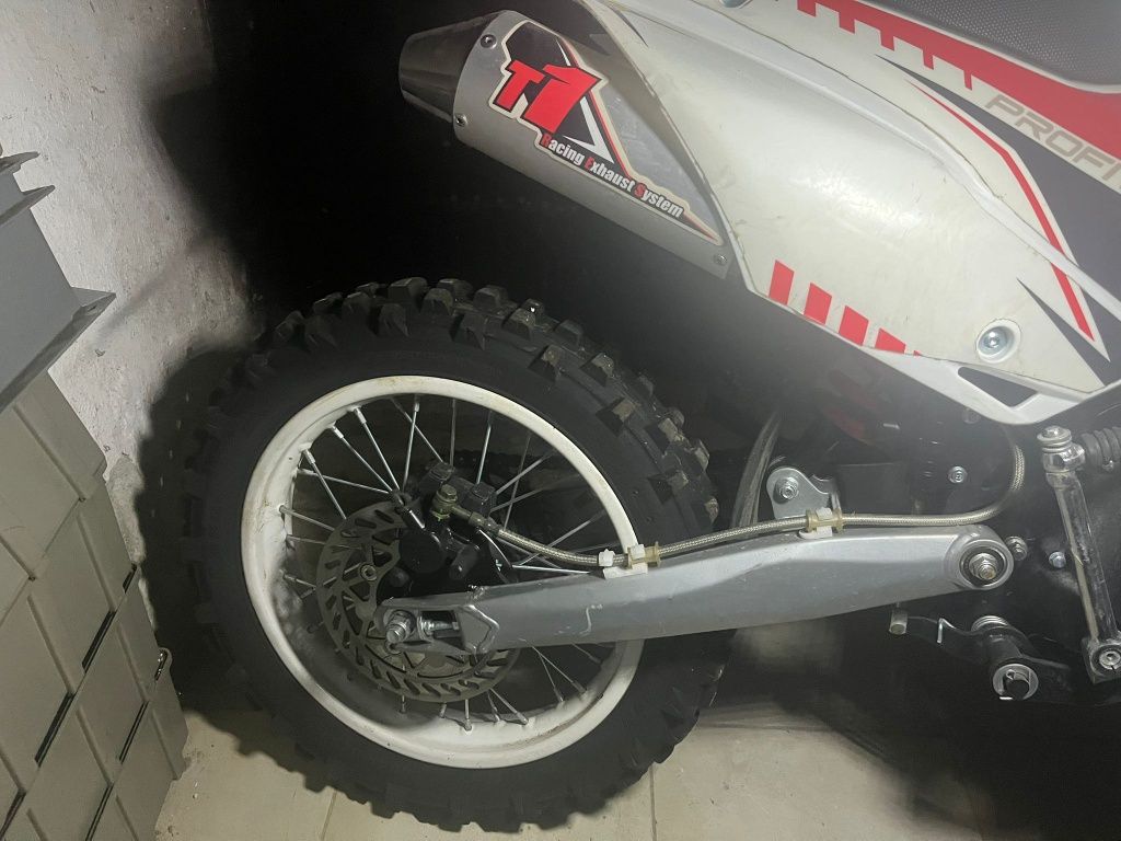 pitbike praticamente nova