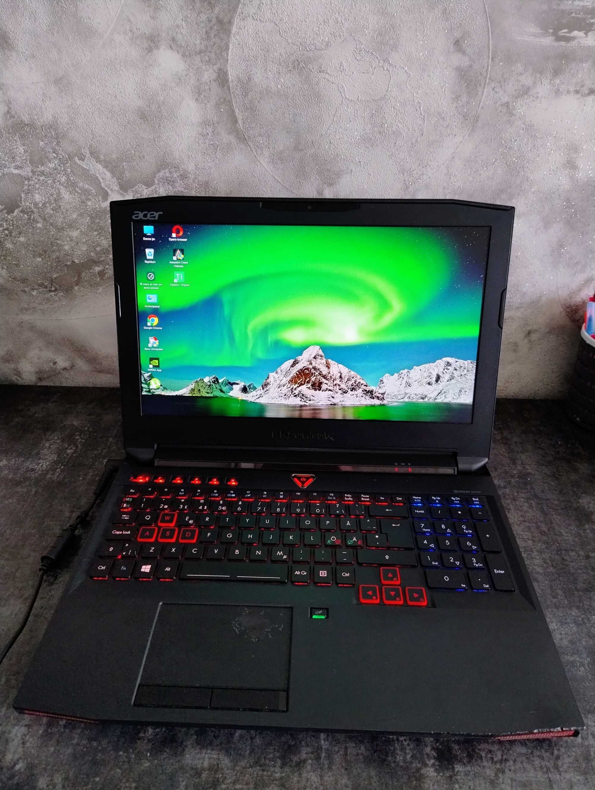 Acer Predator-15 G9/ GTX 980m