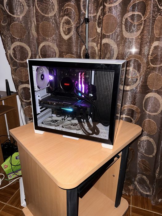 Torre gaming + Monitor