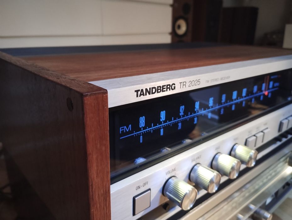 Amplituner Tandberg 2025 piękny Luxman Sansui