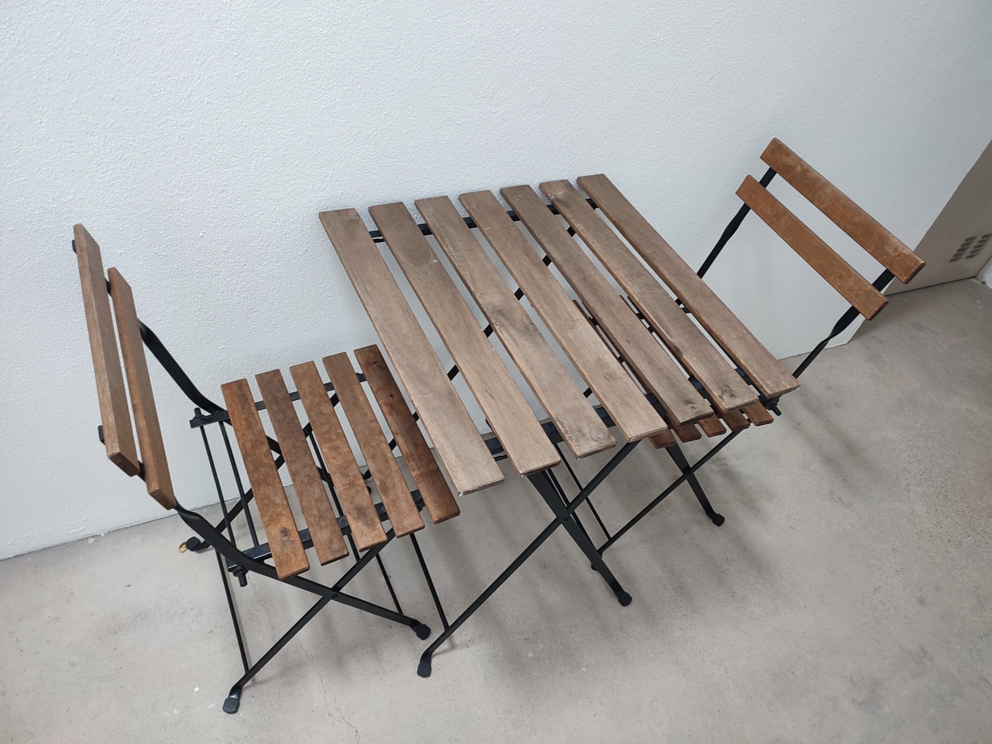 Mesa e 2 cadeiras IKEA