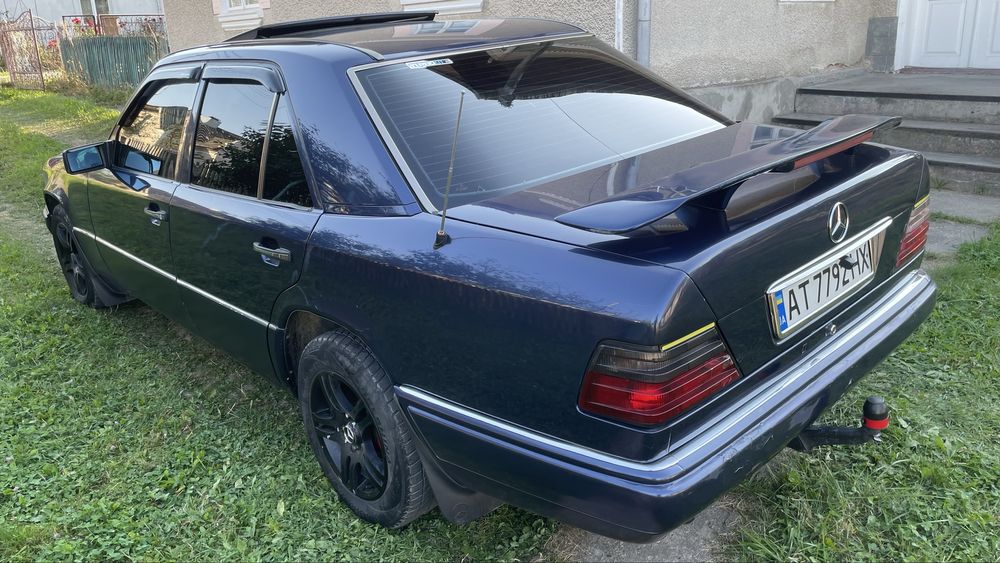 Mercedes Benz w124 250D МЕРСЕДЕС 1995 рестайлінг