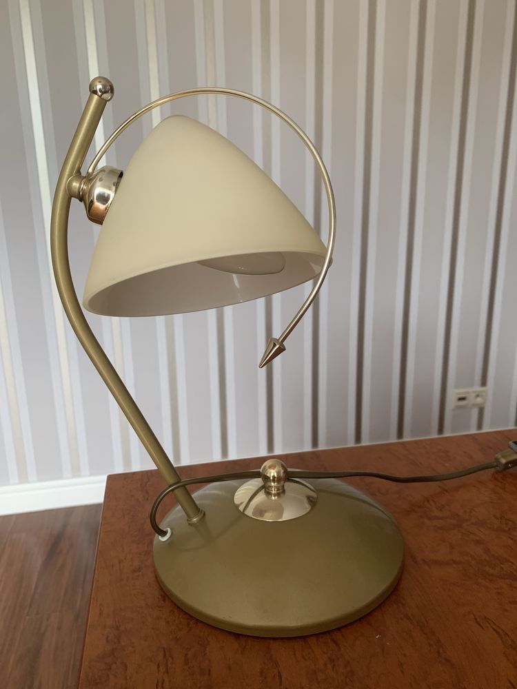 Lampa stołowa komplet