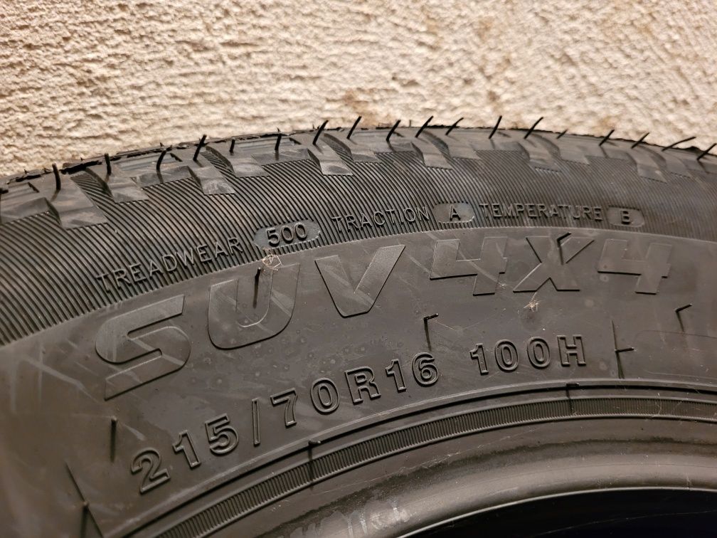 215/70R16 opony nowe SUV 4x4 Rotalla AT 4szt