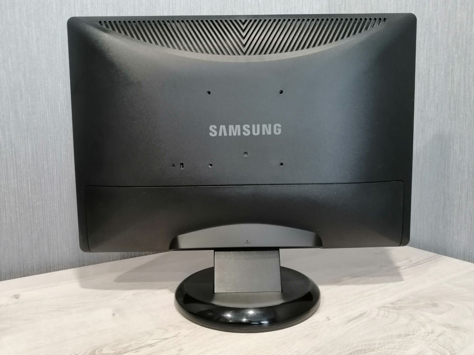 Samsung Syncmaster 226bw