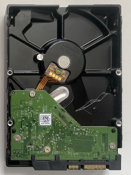 Жорсткий диск 3.5" 1TB WD (WD10EZEX)