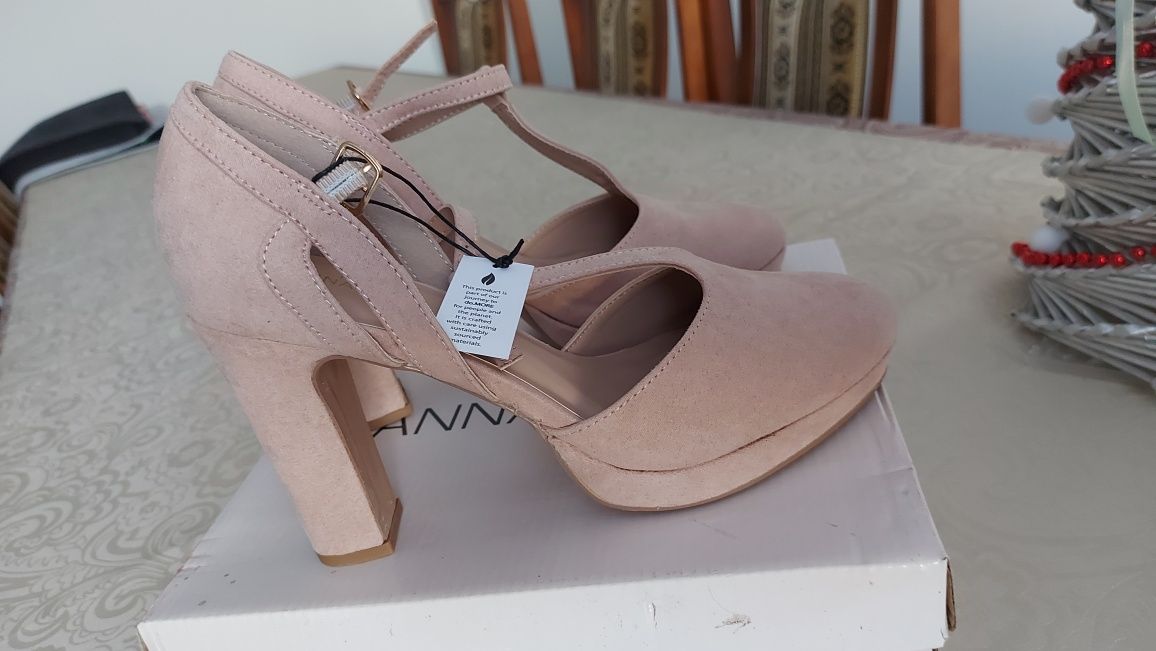 Buty Anna Field r.38 24cm