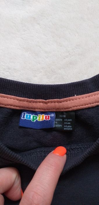 Bluzy dziewczęce 110/116