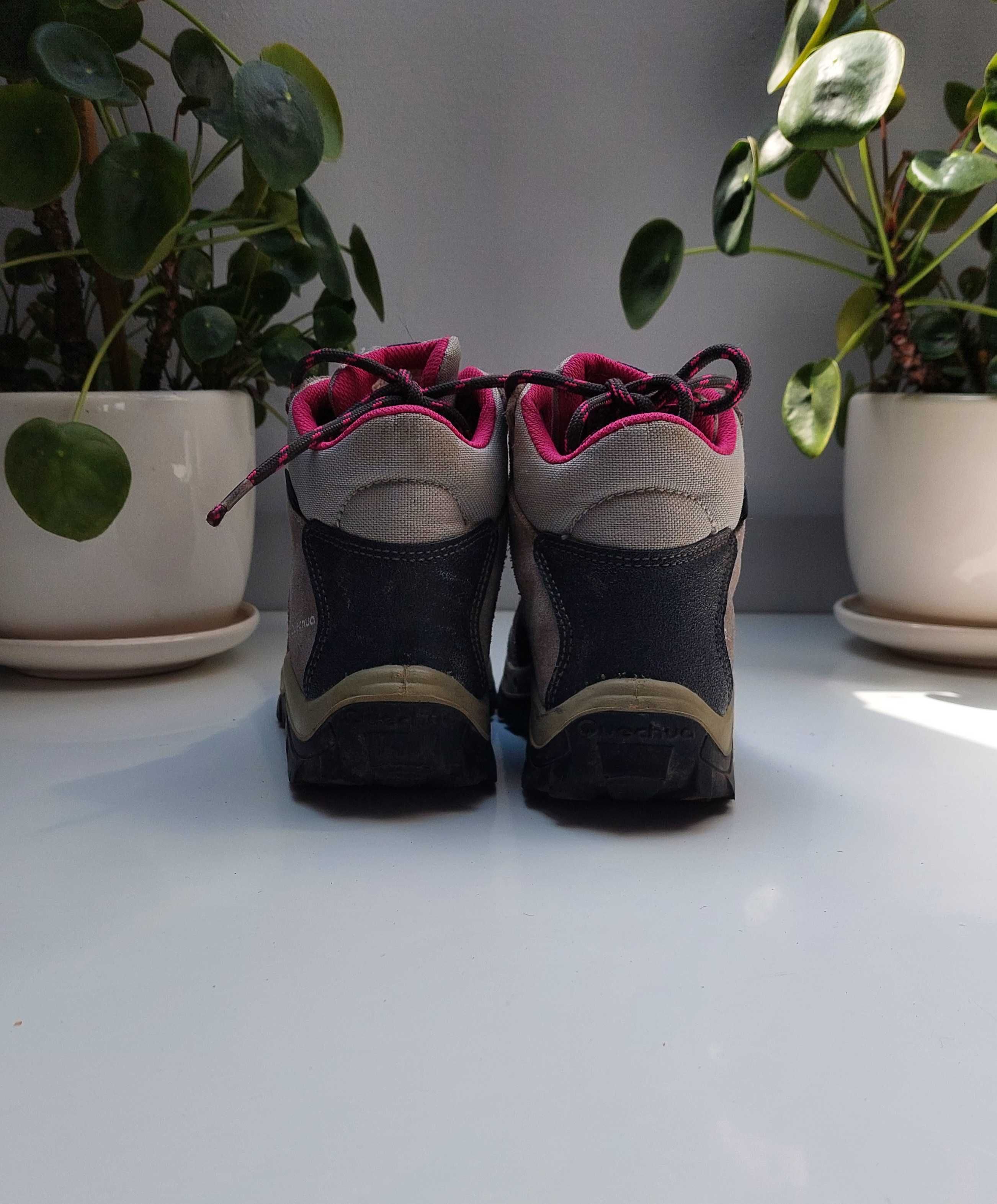 Przedmioty użytkownika
buty trekingowe Quechua rozmiar 32