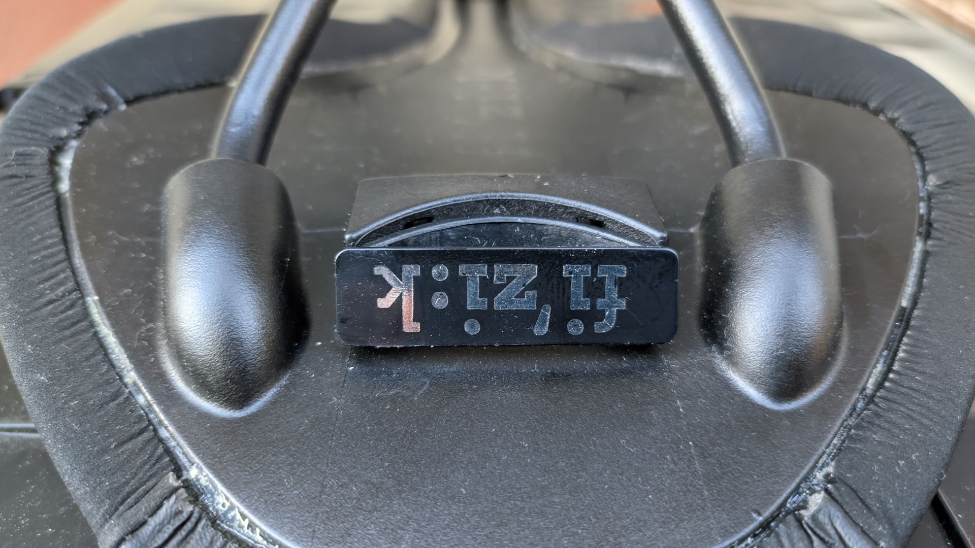 Selim Fizik Antares R7 preto, novo