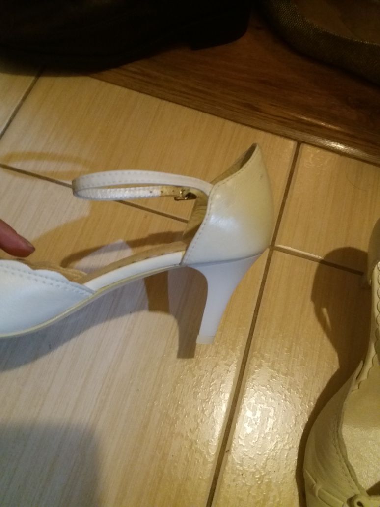 buty ślubne skórzane ecry czółenka sandały NOWE r.36