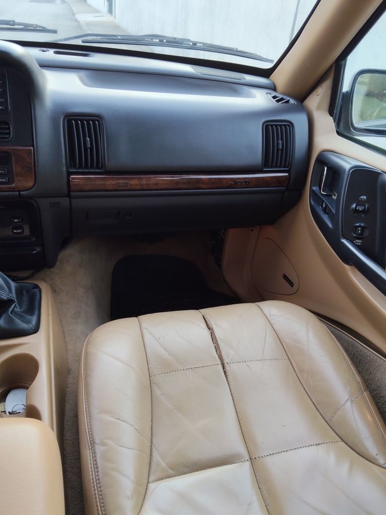 Jeep Grand Cherokee 2.5