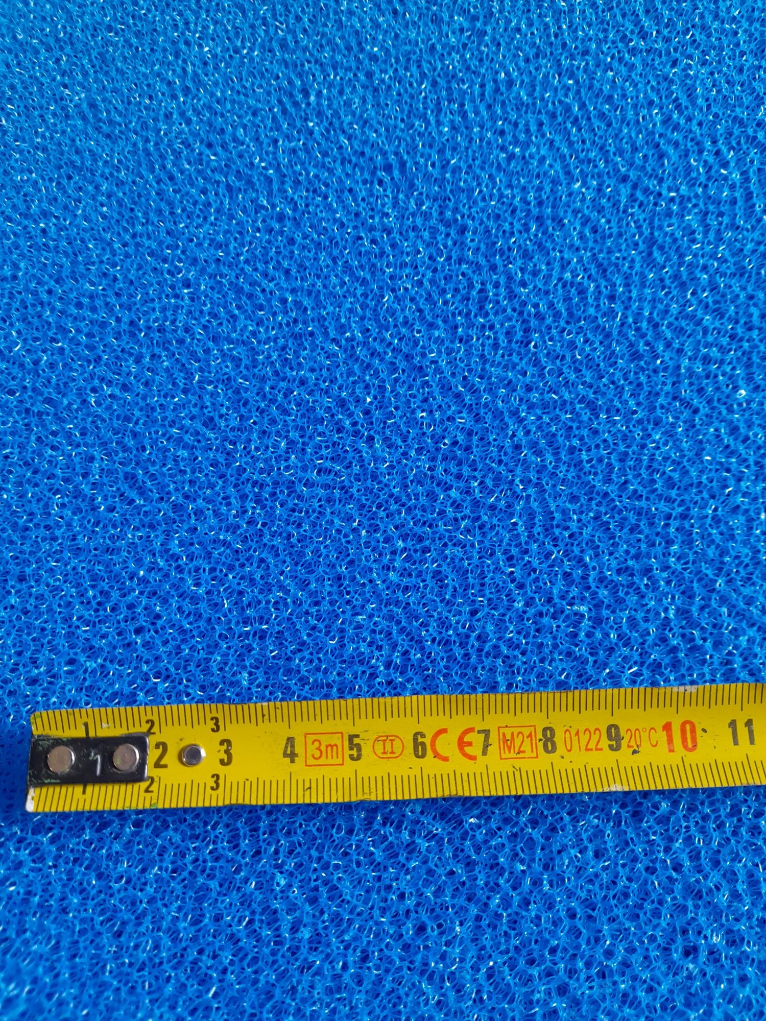 Gąbka mata filtracyjna 150x200x2,5 cm