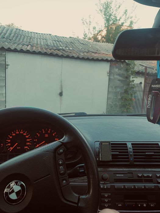 Продам бмв є 46 робилась для себе