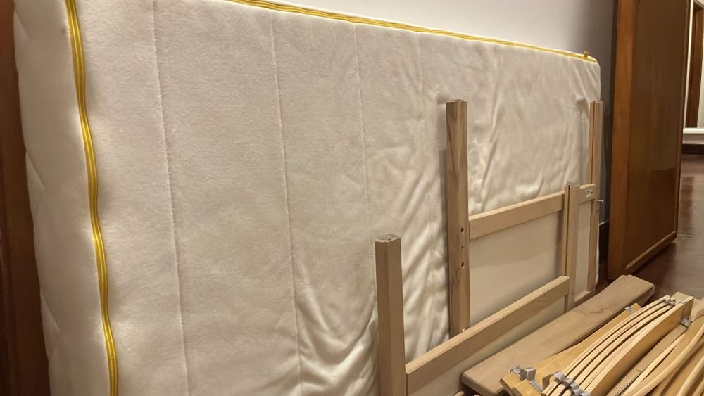 Cama criança Ikea Sniglar com colchão