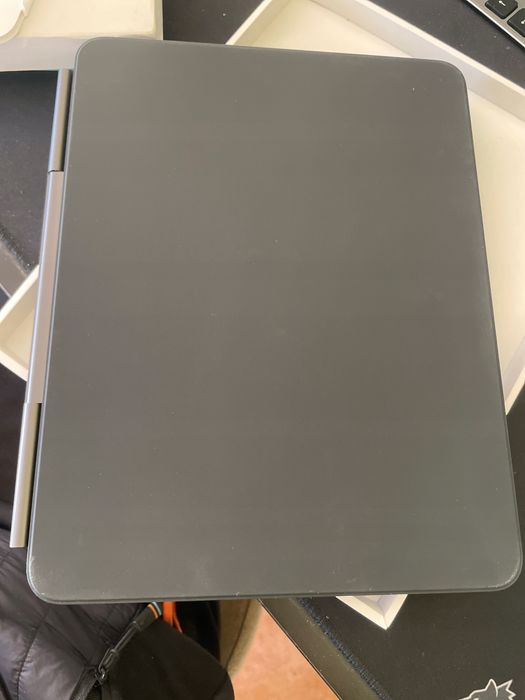 Etui z klawiaturą magic keyboard apple ipad pro 12.9 czarne