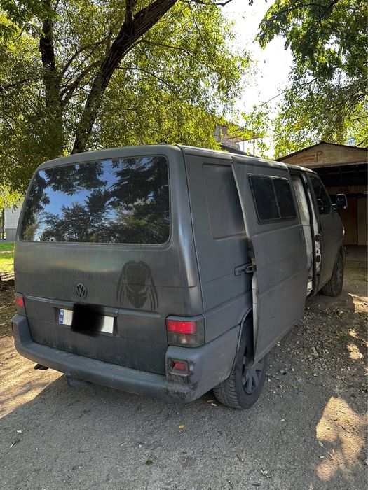 VW Transporter T4 2.4
