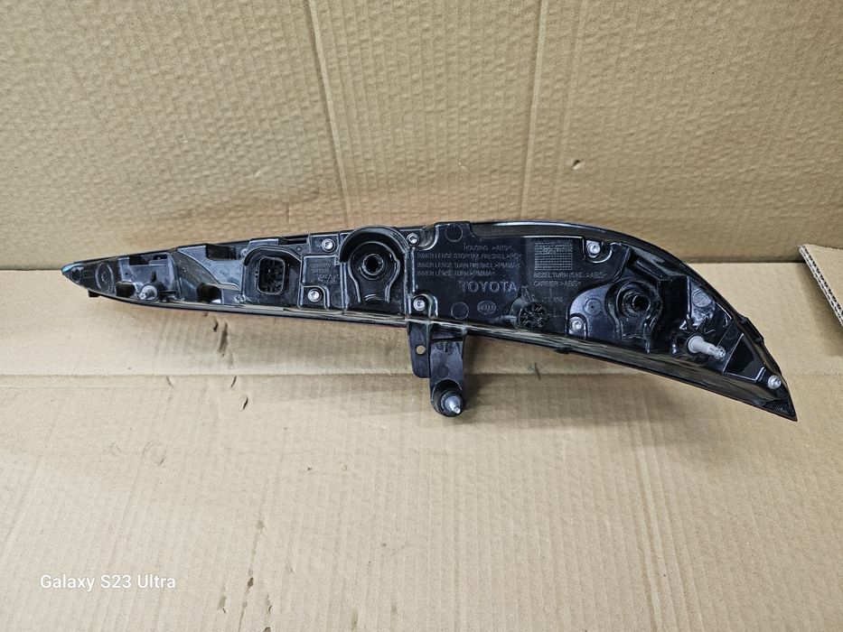 TOYOTA SUPRA MK5  lampa lewa tylna tył LED
