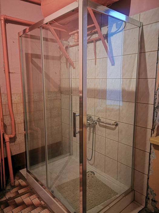 Kabina z brodzikiem 118x79 jak Nowa