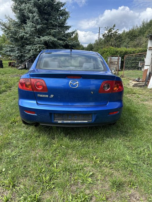 Mazda 3-/ мотор 1.6 бензин/ капот / з Німеччини / фара